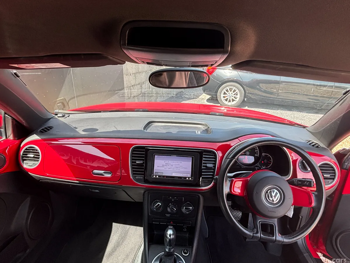 Volkswagen Beetle Hatchback, Petrol, 2012, Red