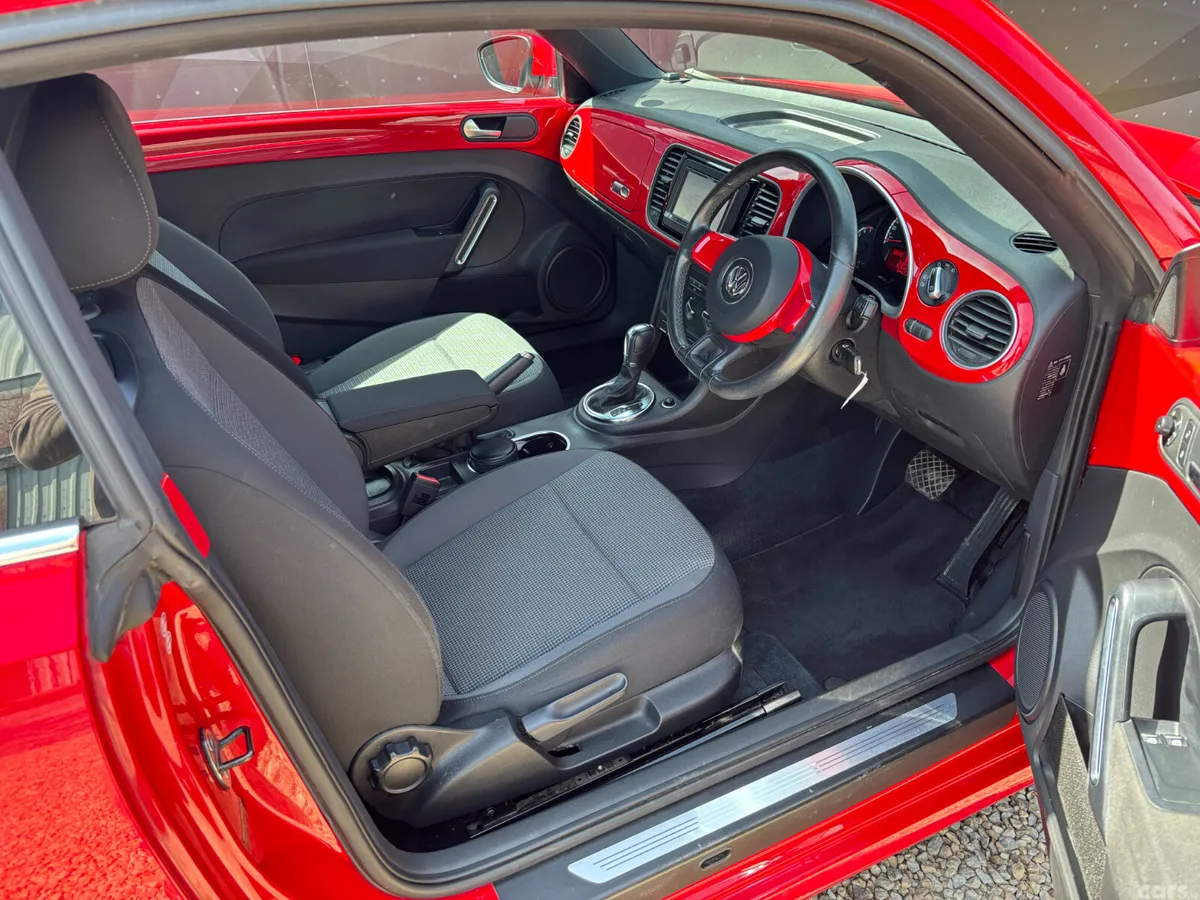 Volkswagen Beetle Hatchback, Petrol, 2012, Red