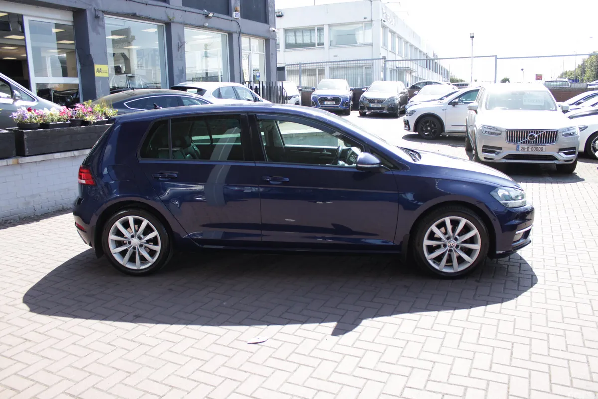 Volkswagen Golf Hatchback, Diesel, 2018, Blue
