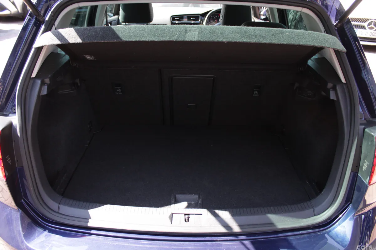 Volkswagen Golf Hatchback, Diesel, 2018, Blue