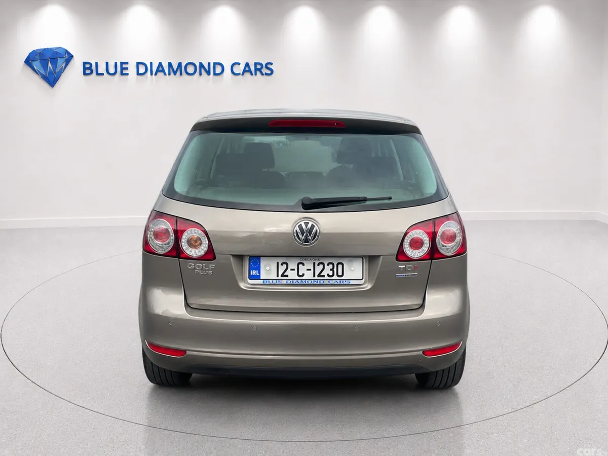Volkswagen Golf Hatchback, Diesel, 2012, Brown