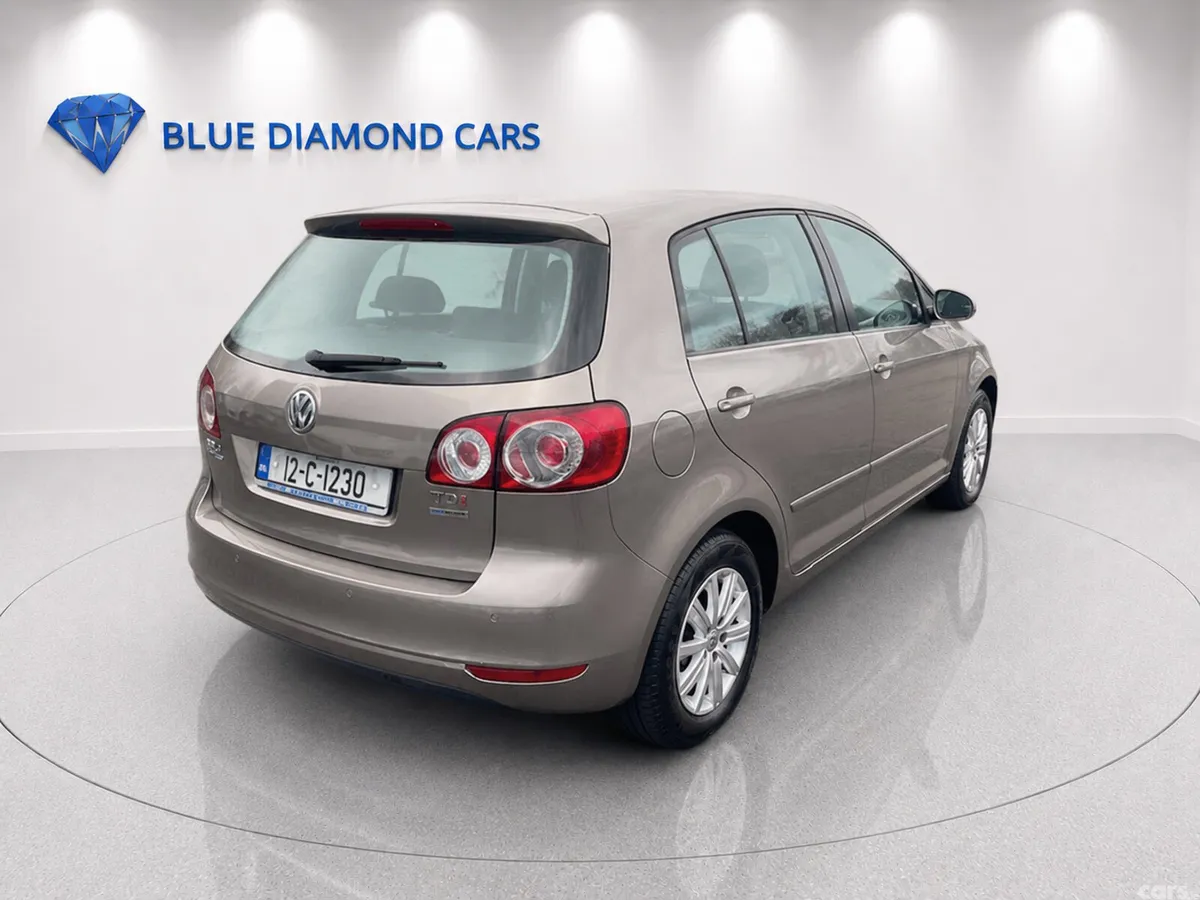 Volkswagen Golf Hatchback, Diesel, 2012, Brown