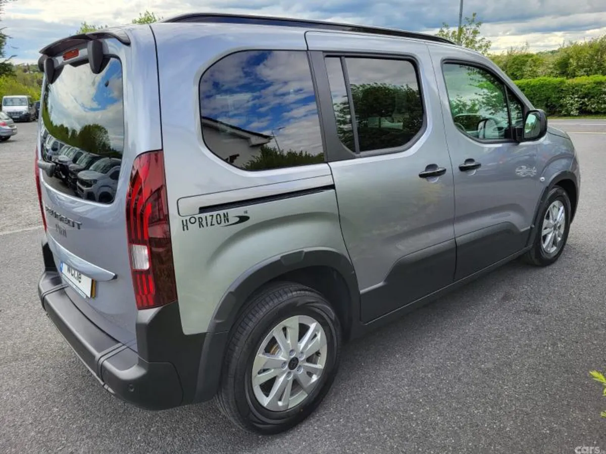 Peugeot Rifter MPV, Diesel, 2025, Grey