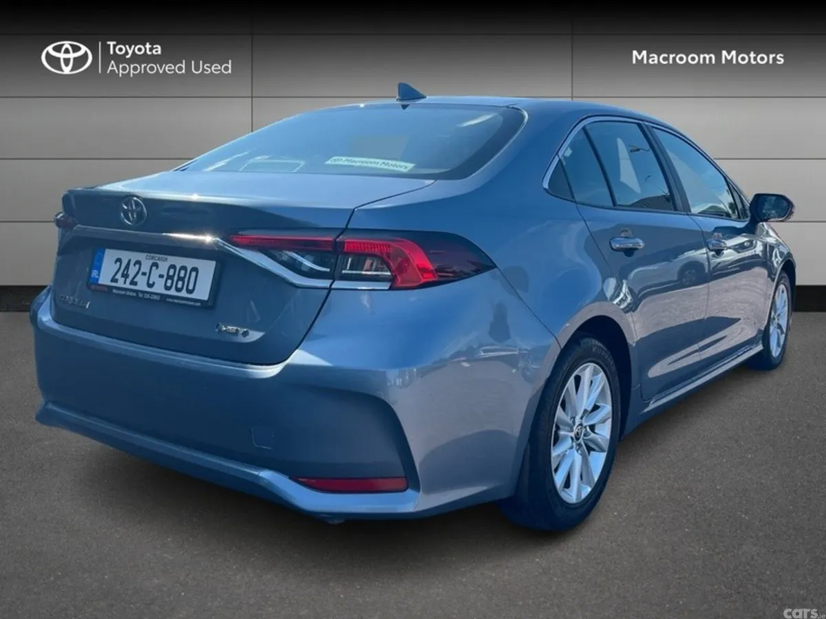 Toyota Corolla Saloon, Petrol Hybrid, 2024, Grey