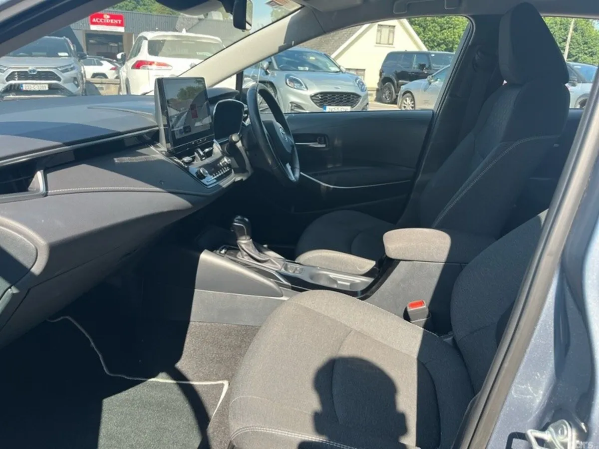 Toyota Corolla Saloon, Petrol Hybrid, 2024, Grey