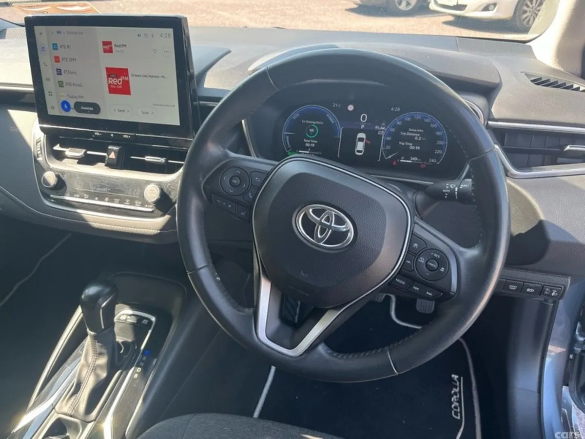 Toyota Corolla Saloon, Petrol Hybrid, 2024, Grey