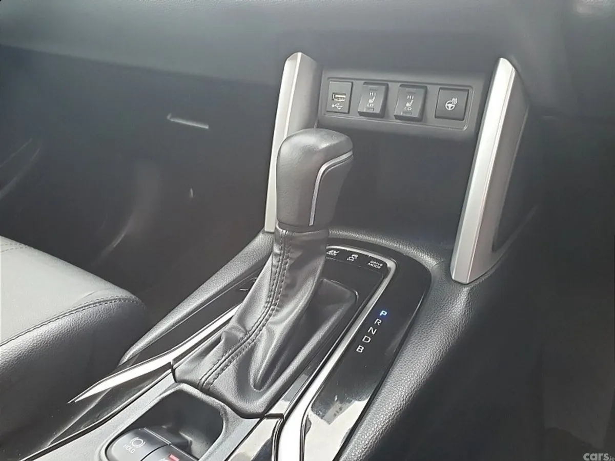 Toyota Corolla Cross SUV, Petrol Hybrid, 2022, Grey