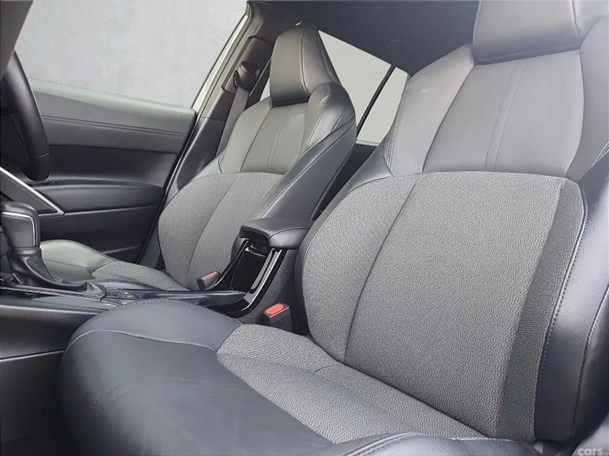 Toyota Corolla Cross SUV, Petrol Hybrid, 2022, Grey