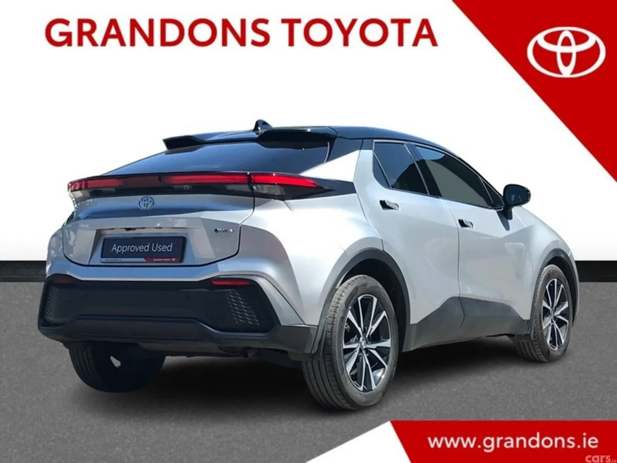 Toyota C-HR SUV, Petrol Hybrid, 2024, Silver