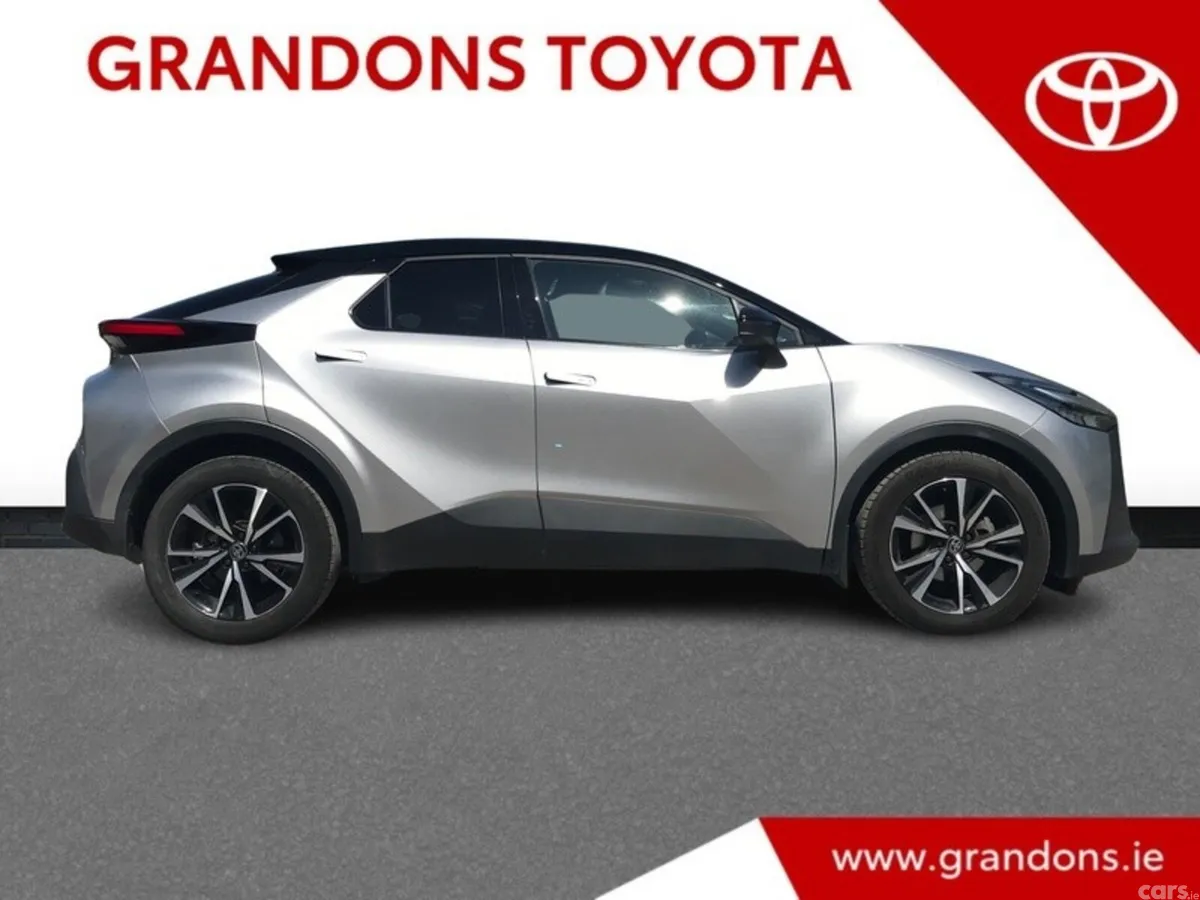 Toyota C-HR SUV, Petrol Hybrid, 2024, Silver
