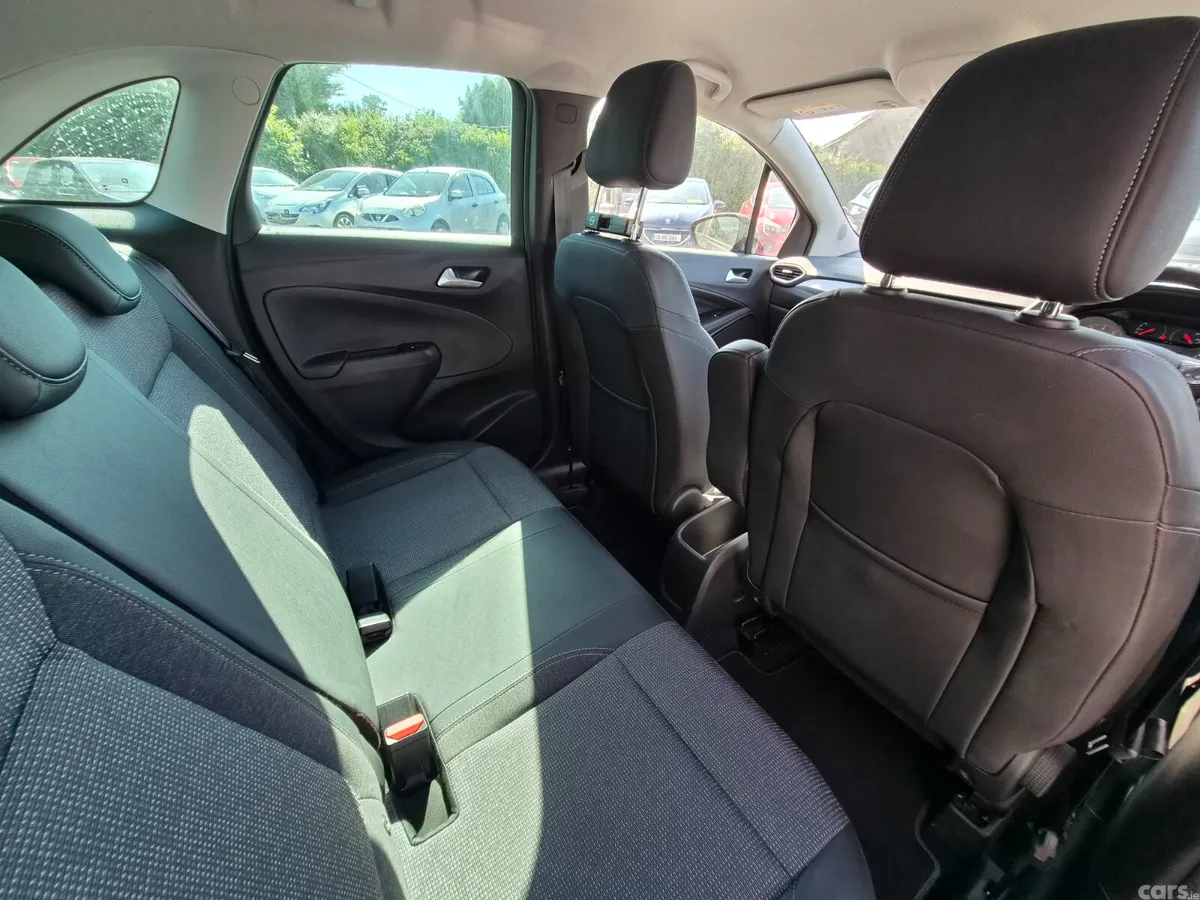 Opel Crossland SUV, Diesel, 2022, Grey