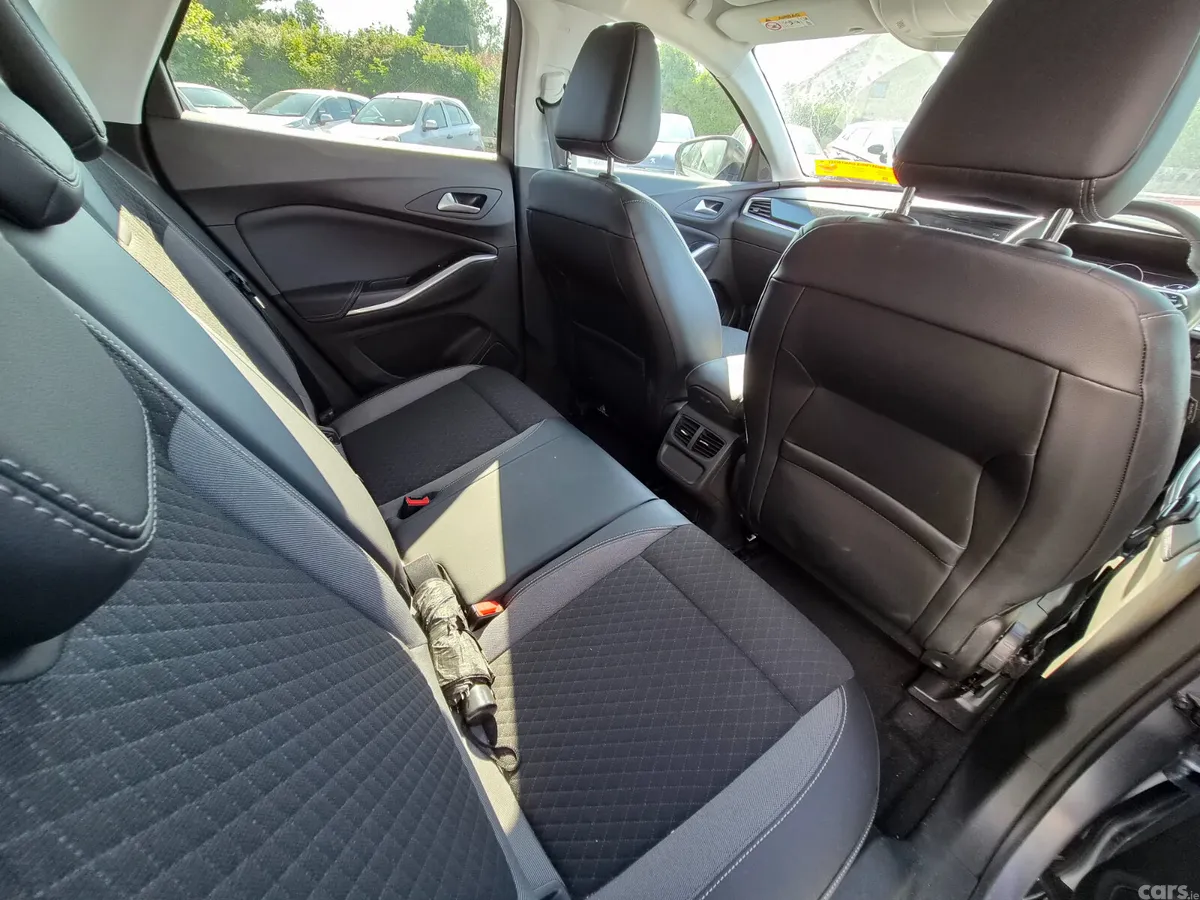 Opel Grandland X SUV, Petrol, 2023, Grey