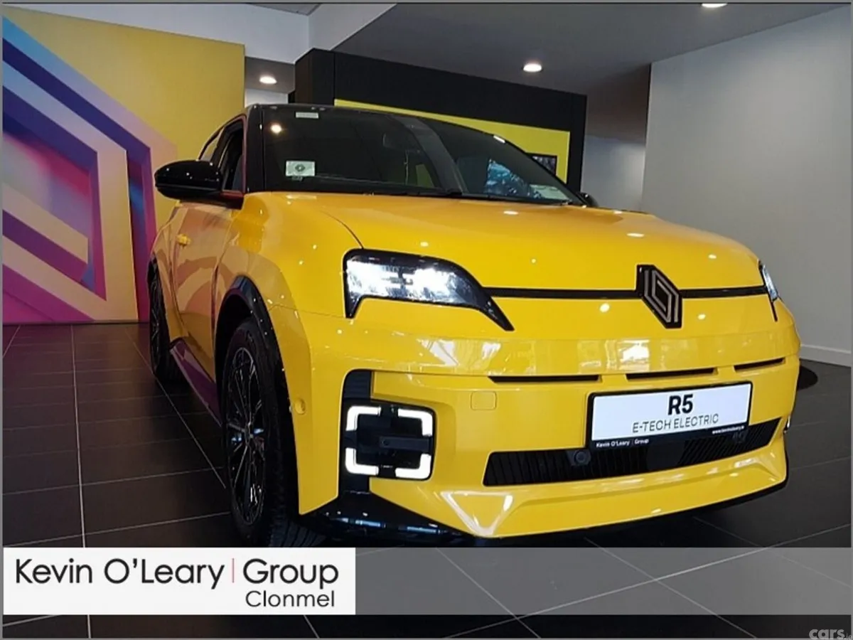 Renault 5 Hatchback, Electric, 2026, Yellow