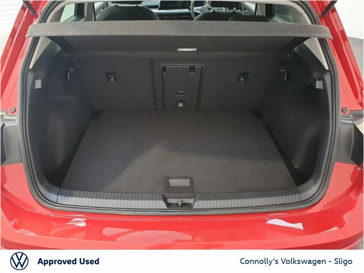 Volkswagen Golf Hatchback, Diesel, 2022, Red