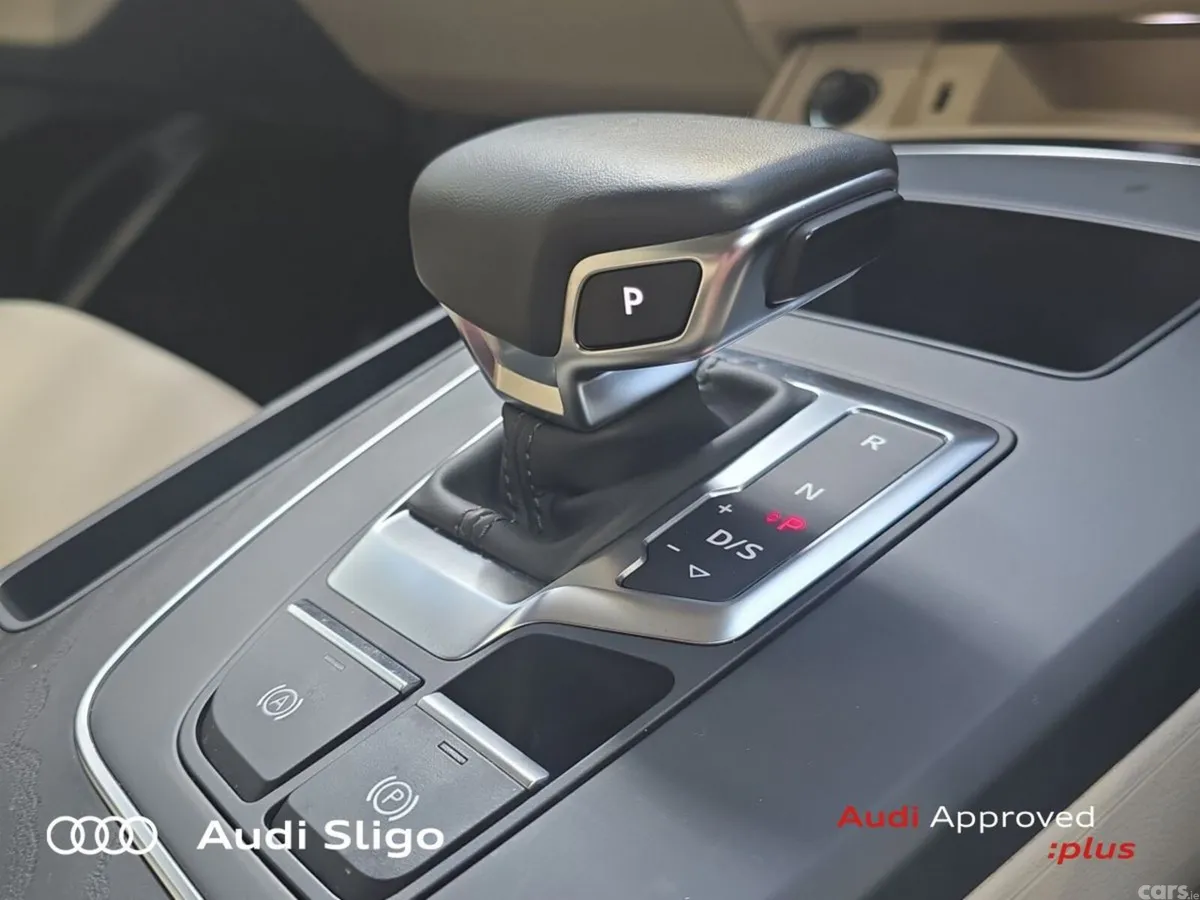 Audi Q5 SUV, Petrol Plug-in Hybrid, 2023, Blue