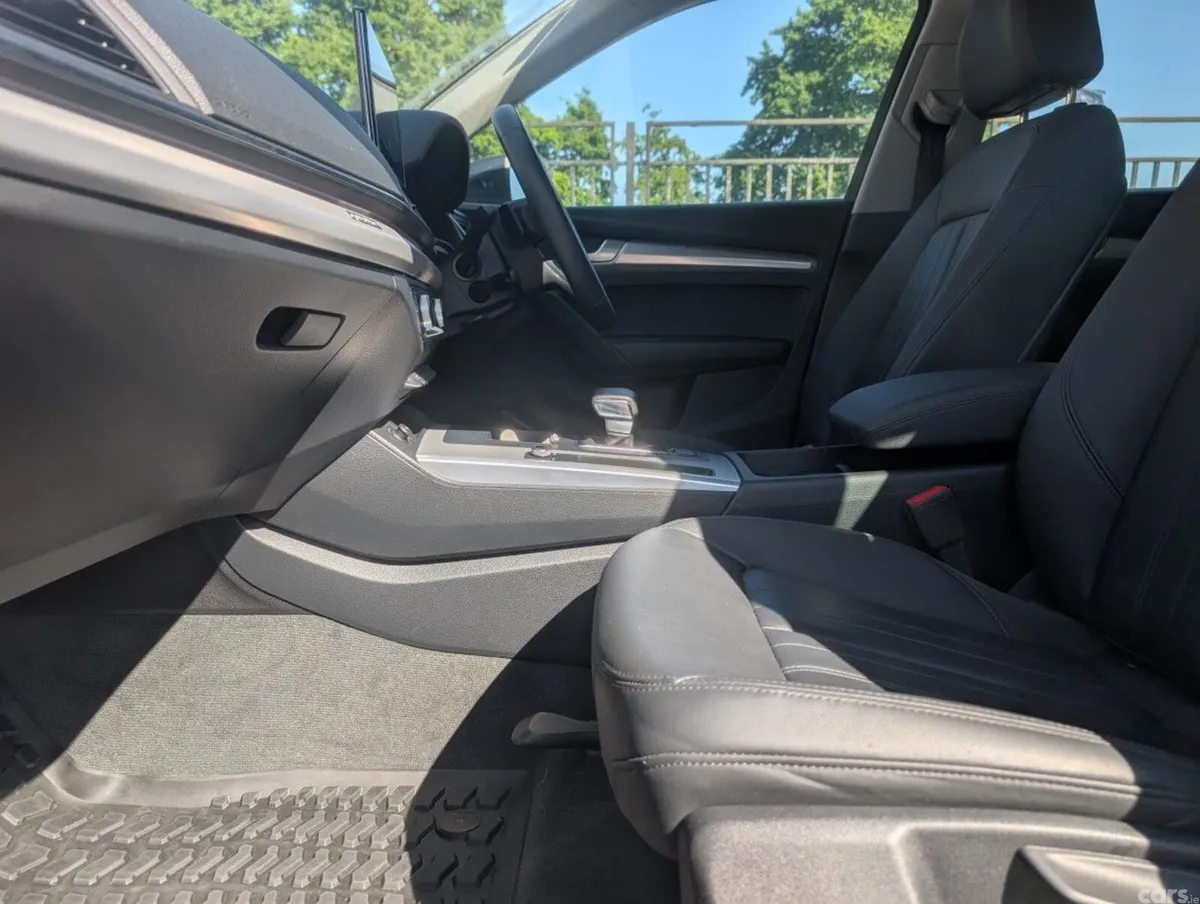 Audi Q5 SUV, Petrol Plug-in Hybrid, 2023, Black