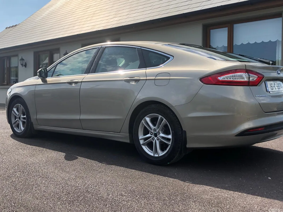 Ford Mondeo Hatchback, Diesel, 2015, Silver