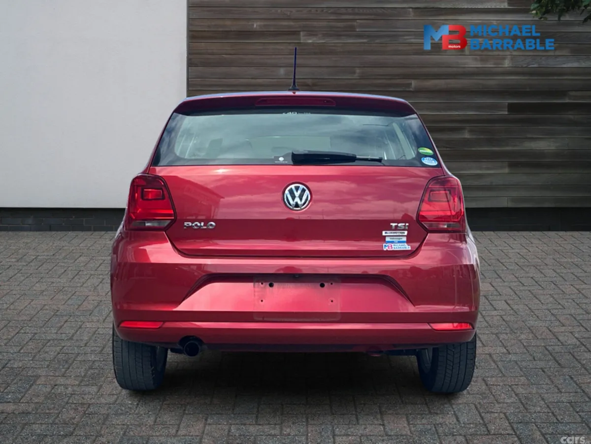 Volkswagen Polo Hatchback, Petrol, 2016, Red