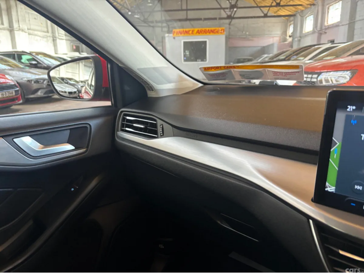 Ford Focus Estate, Petrol, 2023, Red