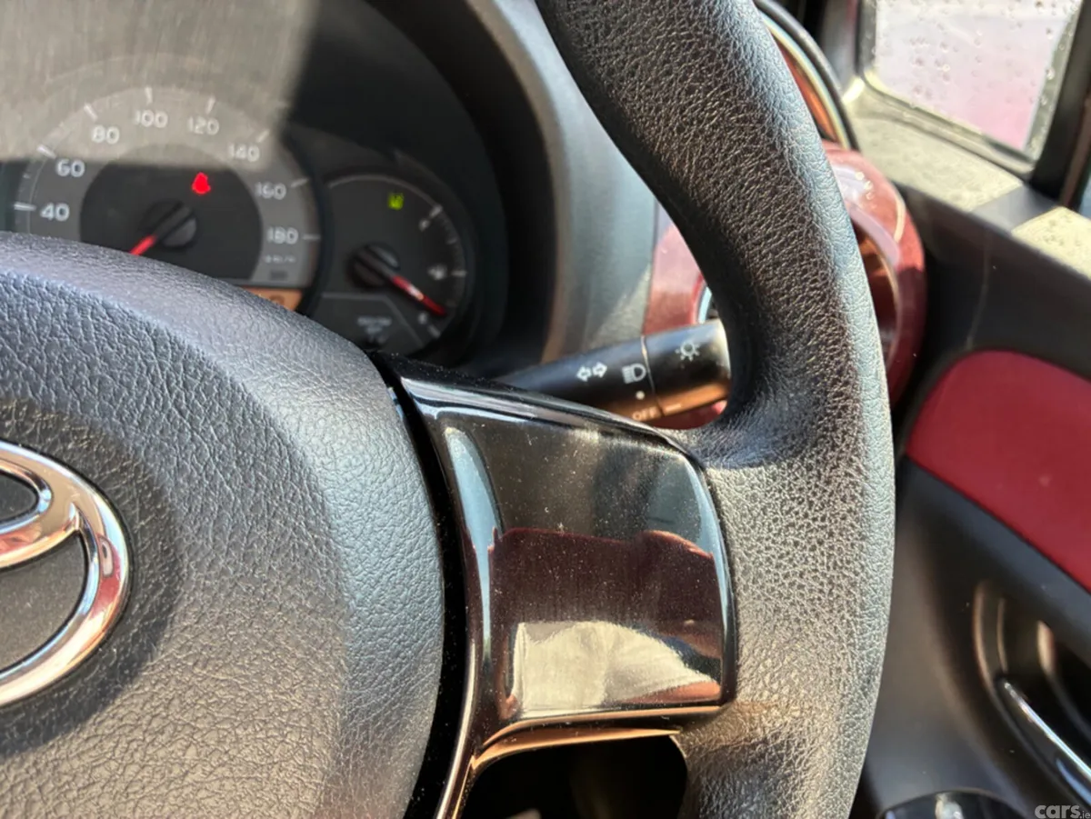 Toyota Vitz Hatchback, Petrol, 2017, Red