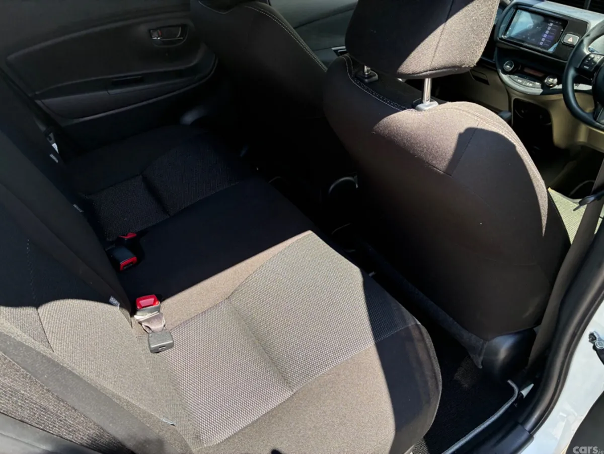 Toyota Vitz Hatchback, Petrol Hybrid, 2019, White