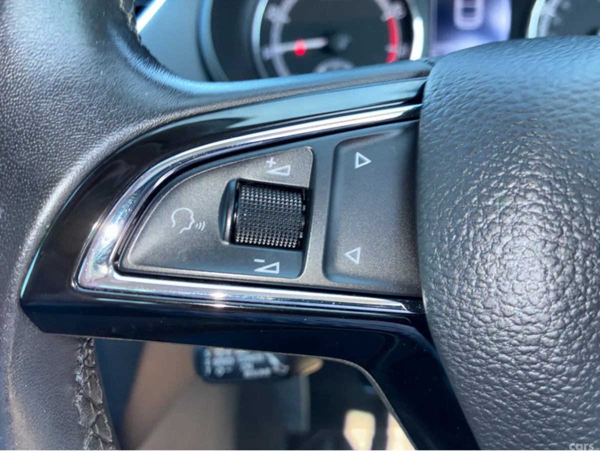 Skoda Octavia Hatchback, Petrol, 2019, Blue