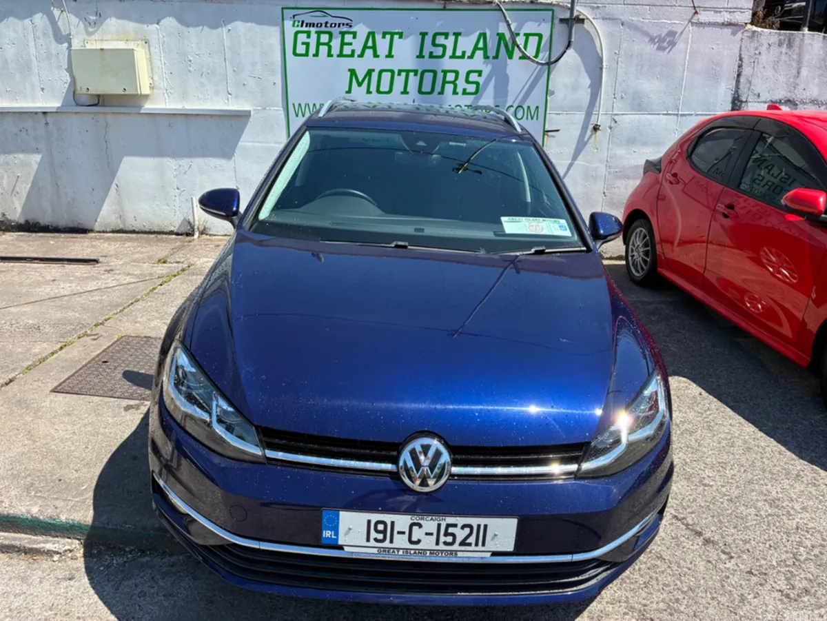 Volkswagen Golf Estate, Petrol, 2019, Blue