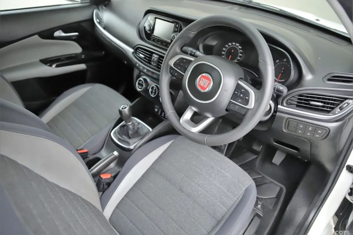 Fiat Tipo Saloon, Diesel, 2018, White