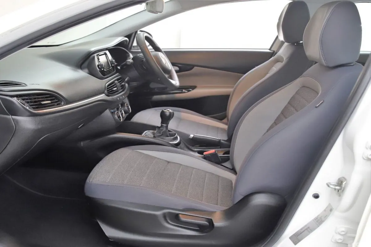 Fiat Tipo Saloon, Diesel, 2018, White