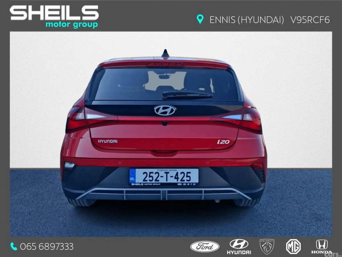 Hyundai i20 Hatchback, Petrol, 2025, Red