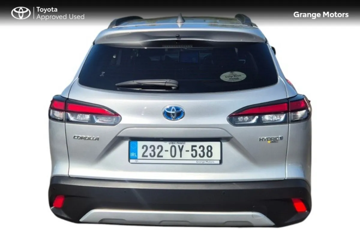 Toyota Corolla Cross Hatchback, Petrol Hybrid, 2023, Silver