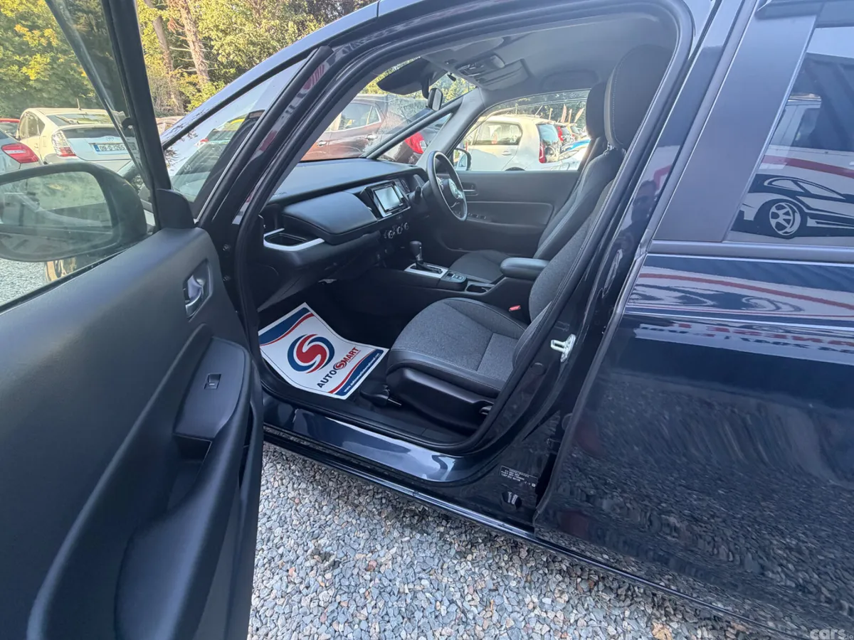 Honda Fit Hatchback, Petrol Hybrid, 2025, Blue