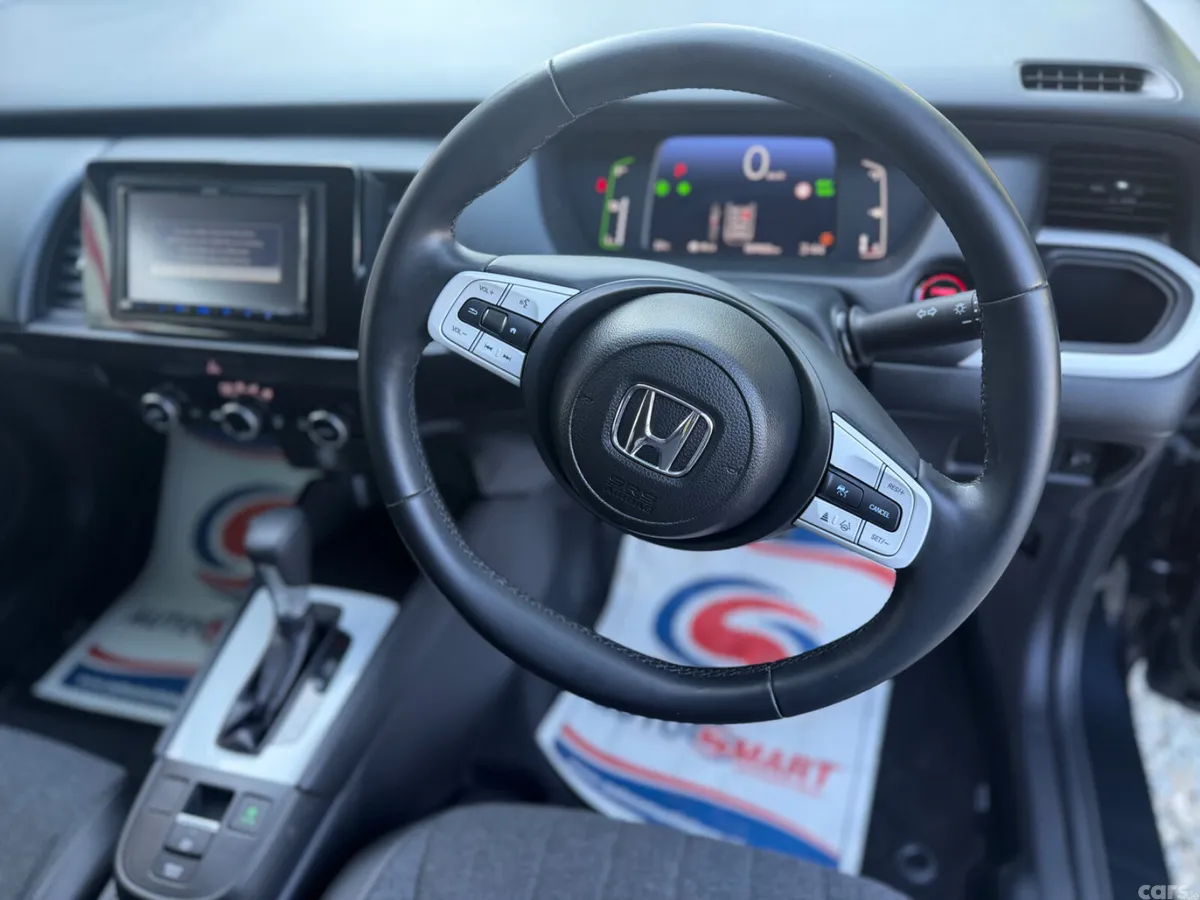 Honda Fit Hatchback, Petrol Hybrid, 2025, Blue