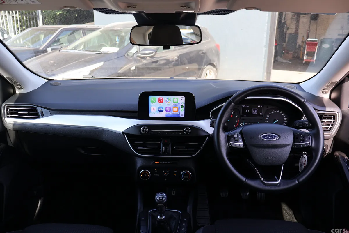 Ford Focus Hatchback, Petrol, 2019, Black