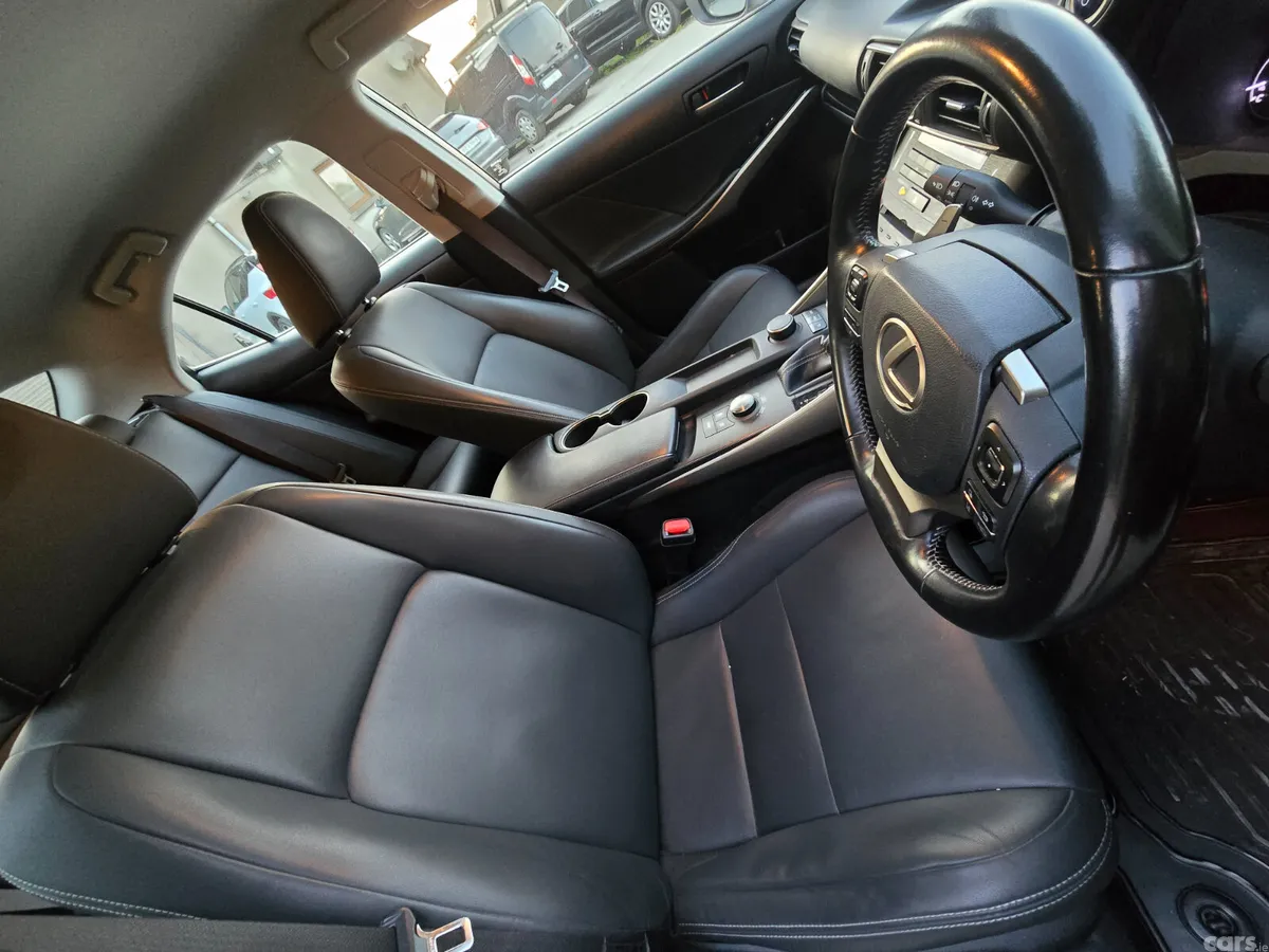 Lexus IS Saloon, Petrol Hybrid, 2020, Silver