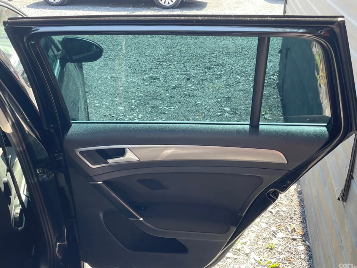 Volkswagen Golf Estate, Petrol, 2015, Black