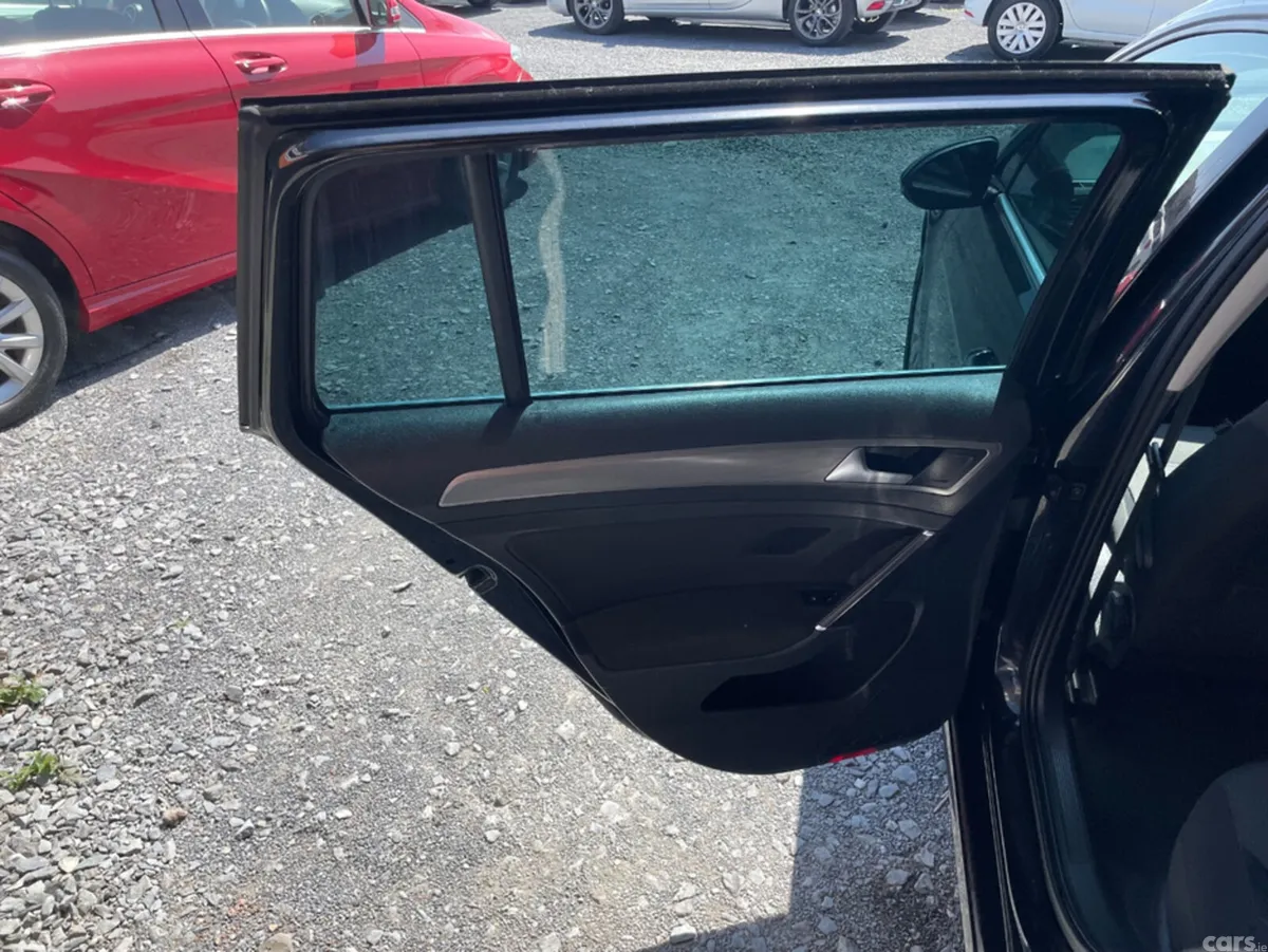 Volkswagen Golf Estate, Petrol, 2015, Black