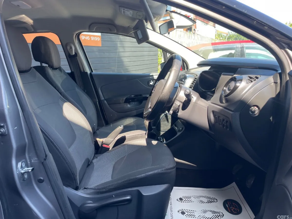 Renault Captur Hatchback, Diesel, 2016, Grey