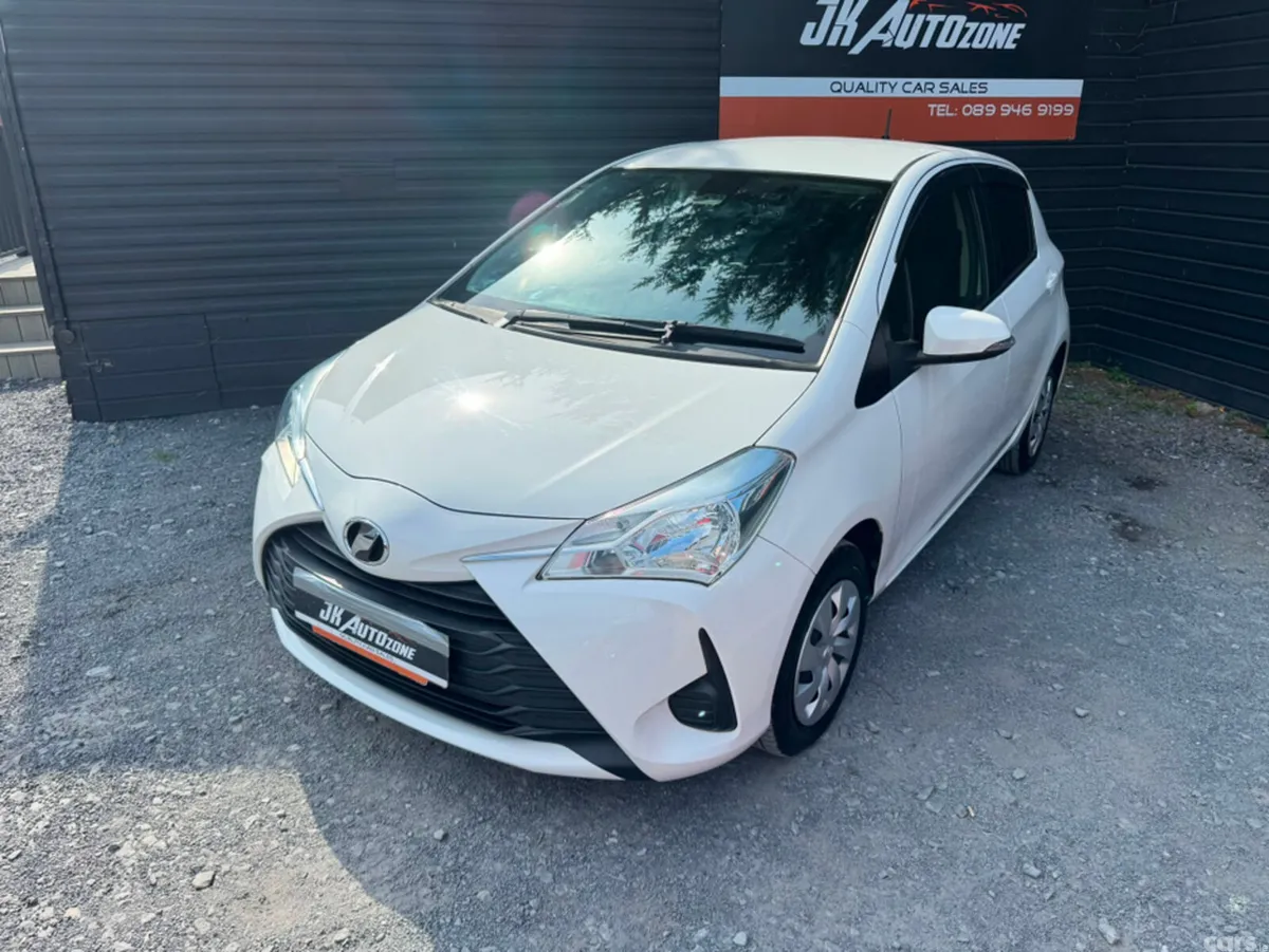 Toyota Yaris Hatchback, Petrol, 2020, White