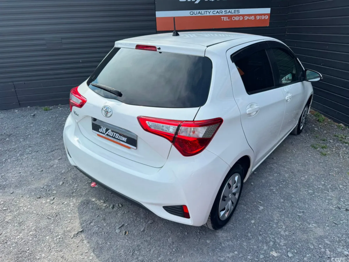 Toyota Yaris Hatchback, Petrol, 2020, White