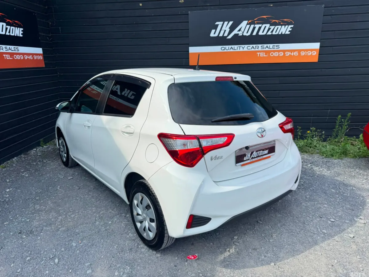 Toyota Yaris Hatchback, Petrol, 2020, White