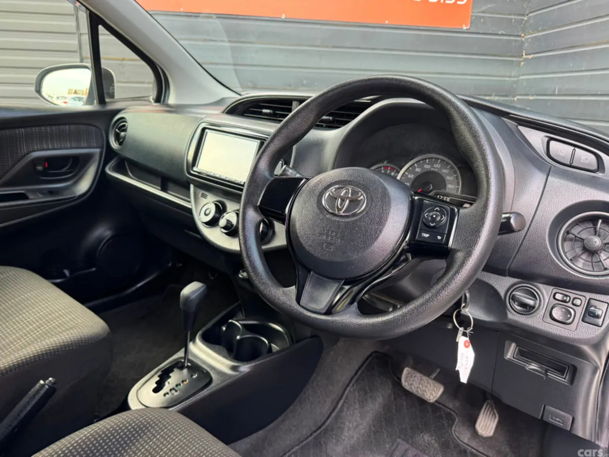 Toyota Yaris Hatchback, Petrol, 2020, White