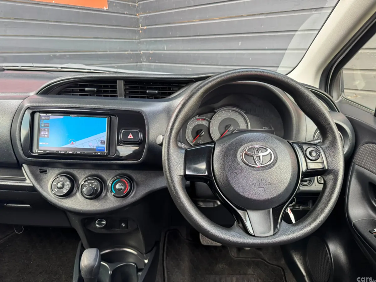 Toyota Yaris Hatchback, Petrol, 2020, White