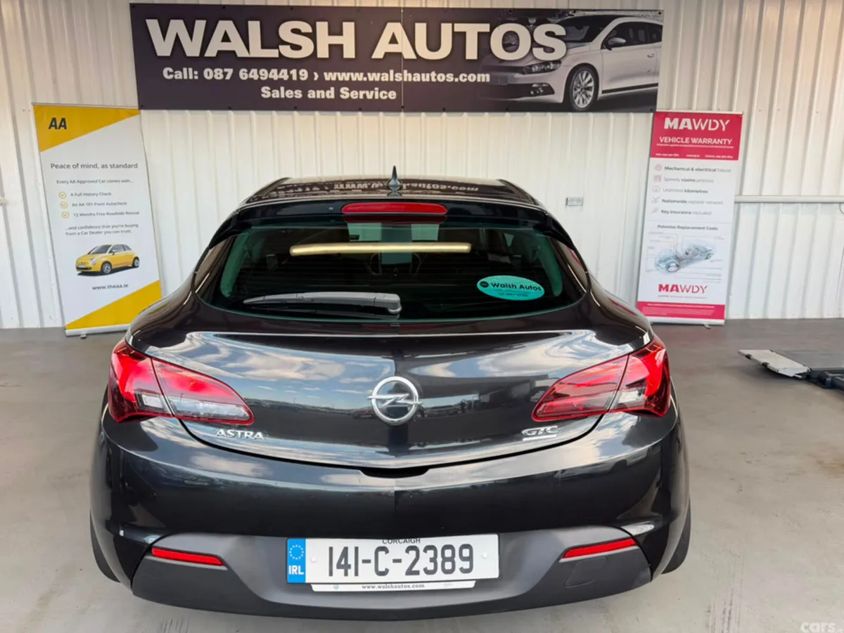 Opel Astra Hatchback, Diesel, 2014, Black