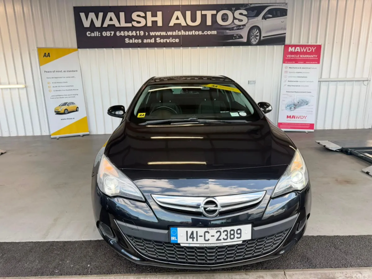 Opel Astra Hatchback, Diesel, 2014, Black