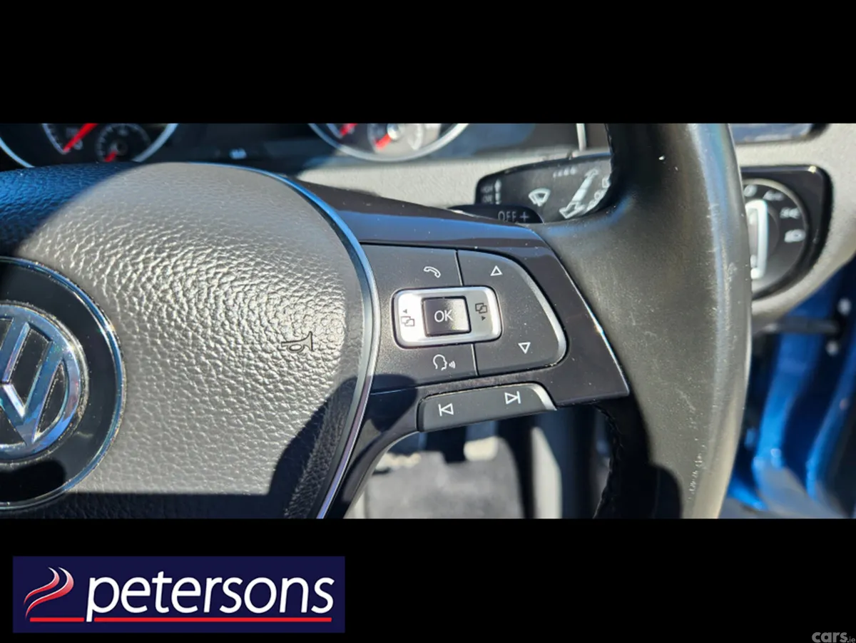 Volkswagen Golf Hatchback, Petrol, 2013, Blue