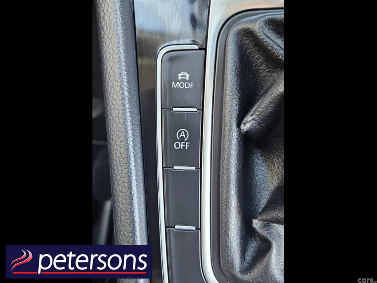 Volkswagen Golf Hatchback, Petrol, 2013, Blue