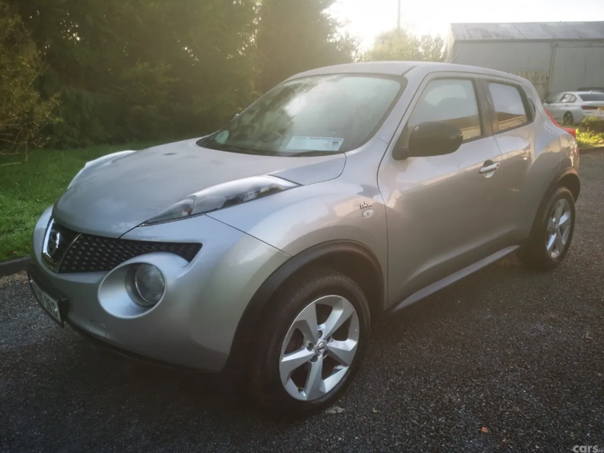 Nissan Juke Hatchback, Diesel, 2014, Silver