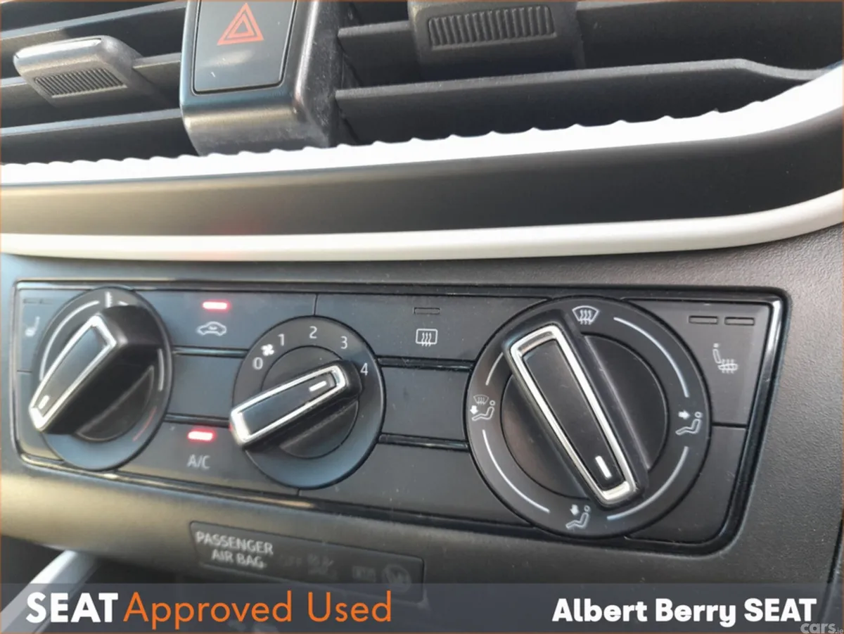SEAT Arona Hatchback, Petrol, 2025, Blue
