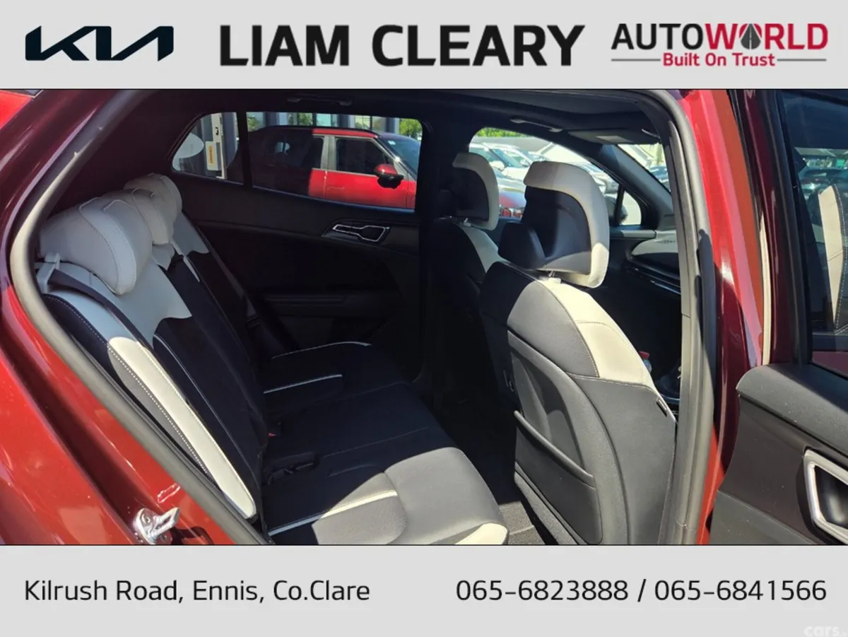 Kia Sportage MPV, Diesel Hybrid, 2026, Red